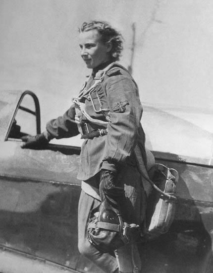 Лидия Литвяк, 1943 год. 